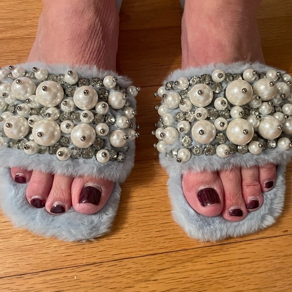 NWT JEFFERY CAMPBELL Facile Faux Fur Slides Baby Blue Pearl & Rhinestone Size 10 - Picture 10 of 10